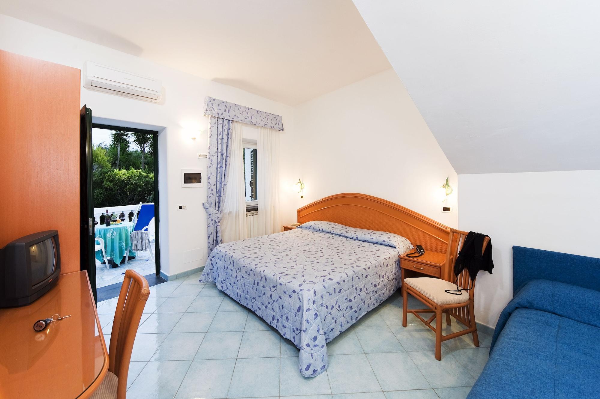 Park Hotel Terme Mediterraneo Форио Экстерьер фото